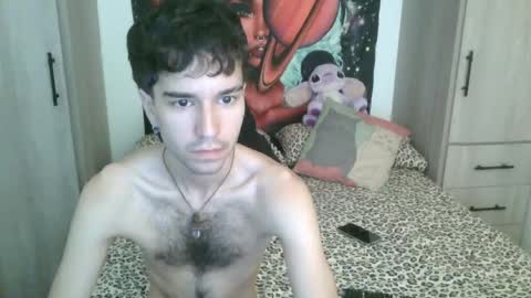 Snapshot of adrien_polo chatting on 04.26.26 adrien_polo online show from 04.26.26