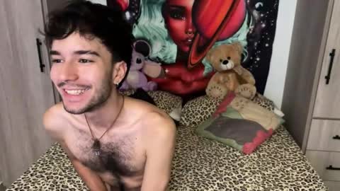 Snapshot of adrien_polo chatting on 05.02.26 adrien_polo online show from 05.02.26