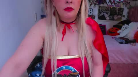 adriiana_fox_ online show from 10.11.25