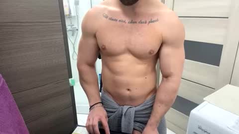 Snapshot of advp69 chatting on 03.08.26 Mrrfitt online show from 03.08.26