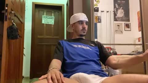 Snapshot of aelucius chatting on 11.13.25 Luci online show from 11.13.25