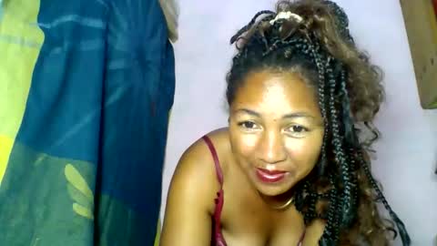 Snapshot of aelyaa chatting on 05.29.26 aelyaa online show from 05.29.26