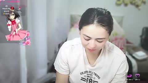 Snapshot of aeseelia chatting on 07.06.26 lia online show from 07.06.26