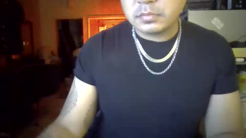 Snapshot of aether99 chatting on 11.04.25 Aether online show from 11.04.25