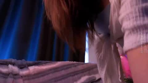 Afelia online show from 04.05.26