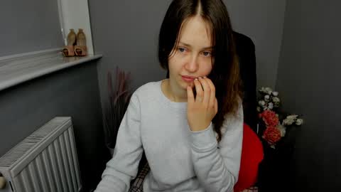 Snapshot of afinacutie chatting on 02.08.25 Afina online show from 02.08.25