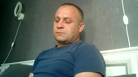 Sasha online show from 10.04.25