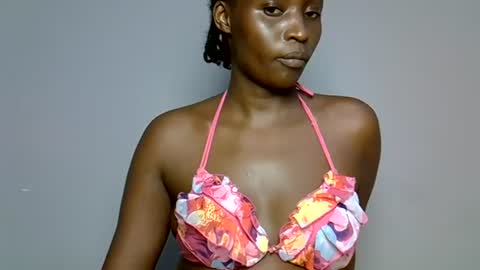 Snapshot of africanuh chatting on 07.18.26 Africanuh online show from 07.18.26