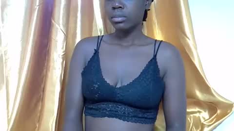 Snapshot of afrikan_desire chatting on 02.11.26 afrikan_desire online show from 02.11.26