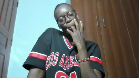 Leah online show from 03.05.25