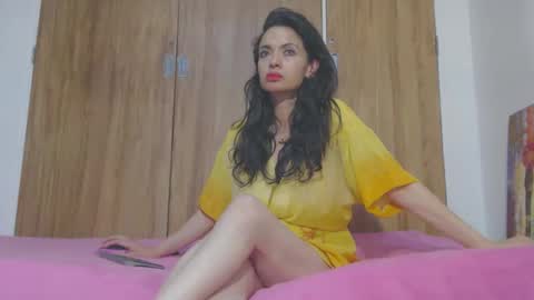 Afrodita Arggeniss online show from 02.11.25