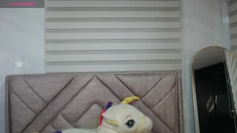 Snapshot of afrodita_wild_v chatting on 11.14.25 afrodita_wild_v online show from 11.14.25