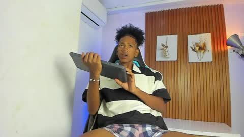 afrowayuu online show from 05.20.26