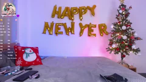 Agata online show from 12.24.24