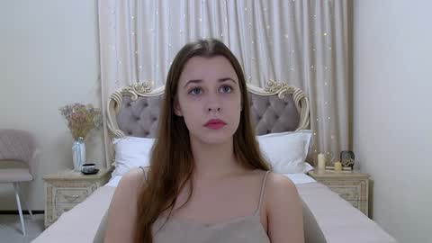 Agata Aisitt online show from 02.02.25