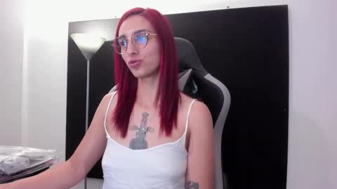 Agata Collinss online show from 03.21.26