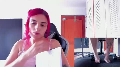 Snapshot of agatacollinsss chatting on 07.28.26 Agata Collinss online show from 07.28.26