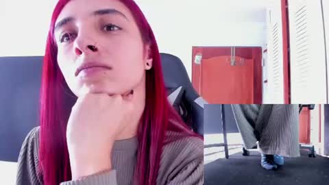 Snapshot of agatacollinsss chatting on 07.29.26 Agata Collinss online show from 07.29.26