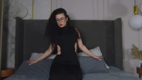 Snapshot of agatamercer chatting on 05.28.26 Agata online show from 05.28.26