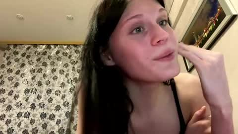 Snapshot of agatasweet_ chatting on 05.13.26 Agata online show from 05.13.26
