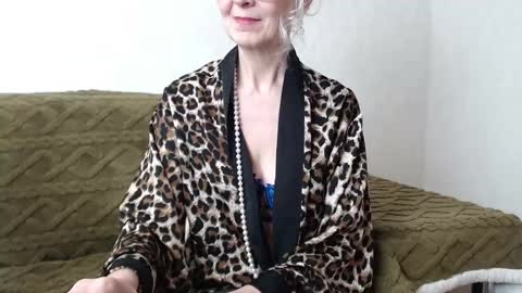 Agatha online show from 03.12.25