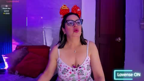 agatha_pleasure online show from 12.18.25