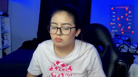 Snapshot of agatha_riccie chatting on 11.09.25 Cat online show from 11.09.25