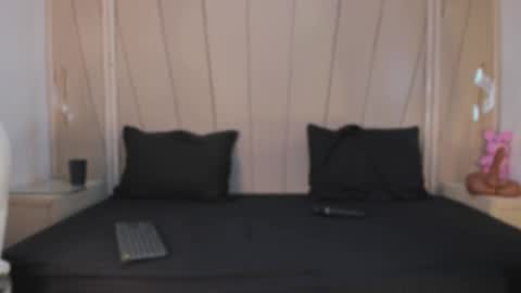 Agatha Steel online show from 03.11.26