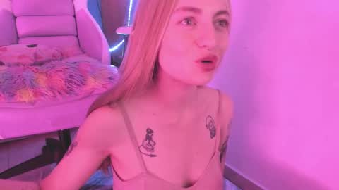 Camila     2 online show from 01.19.25