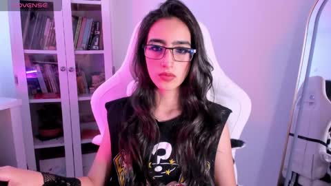 Snapshot of agathablair4 chatting on 05.27.26 agathablair4 online show from 05.27.26