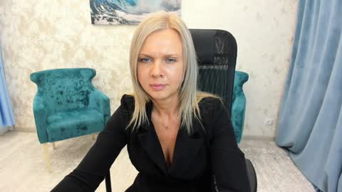 Agatha online show from 01.16.25