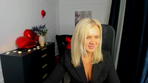 Agatha online show from 02.14.26