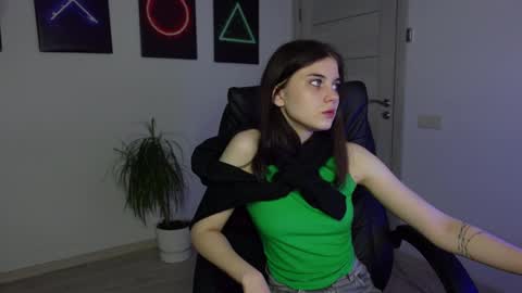 Agelina Lilly Laura online show from 01.21.25