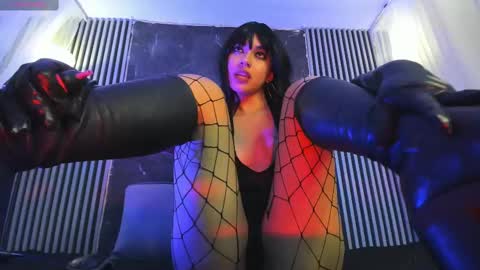 agnes_jones online show from 02.12.25