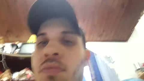 Snapshot of agustin1822aq chatting on 12.26.24 agustin1822aq online show from 12.26.24