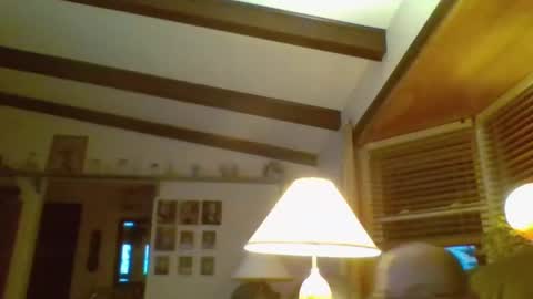 aguynrkfrd online show from 01.12.25