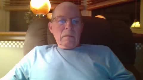 aguynrkfrd online show from 10.09.25