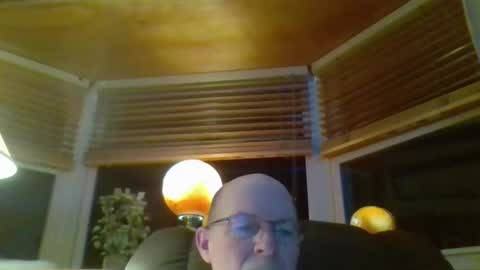 Snapshot of aguynrkfrd chatting on 04.10.26 aguynrkfrd online show from 04.10.26