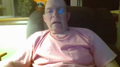 Snapshot of aguynrkfrd chatting on 05.19.26 aguynrkfrd online show from 05.19.26