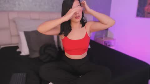 Snapshot of ah_mara chatting on 03.01.25 Ahmara online show from 03.01.25