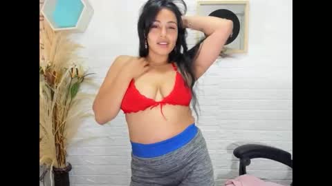 Ahisha online show from 01.30.25