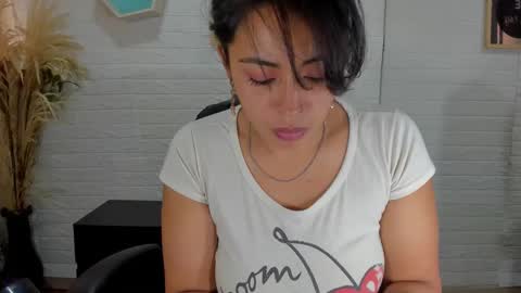 Ahisha online show from 03.05.25