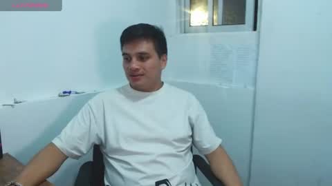 Snapshot of ahntony__69 chatting on 06.21.26 ahntony 69 online show from 06.21.26