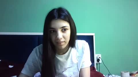 Selena online show from 12.28.24