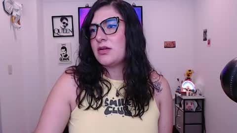 Ahriana Bluff online show from 01.13.26