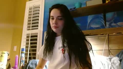 Snapshot of ahungkittykat chatting on 03.15.26 Kat online show from 03.15.26