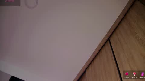 Aida  online show from 09.25.25