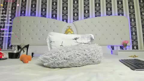 aidasina online show from 02.19.25