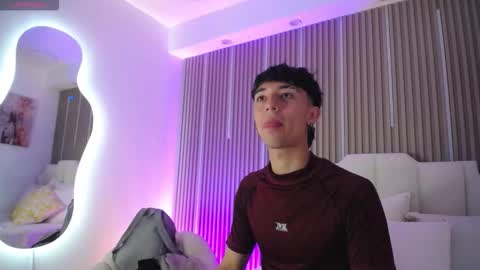 Snapshot of aiden_rivers_ chatting on 02.27.26 Aiden online show from 02.27.26