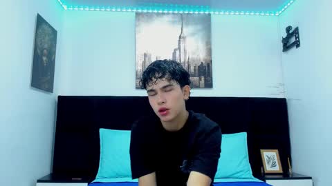 Aiden  online show from 01.21.25